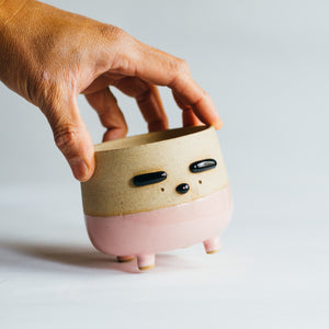 Little Dobby planter - pink