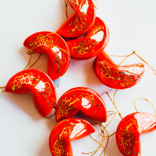 Load image into Gallery viewer, Lunar New Year edition fortune cookie - 5 pcs