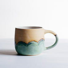 Load image into Gallery viewer, Mr Mo-nocle cup - Mossy Green