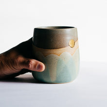 Load image into Gallery viewer, MÜN vase