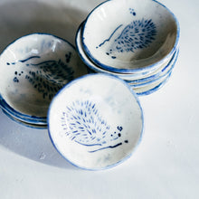 Load image into Gallery viewer, Saucer - Little Hedgehog