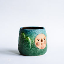 Load image into Gallery viewer, HIRUHARE - Moshi vessel