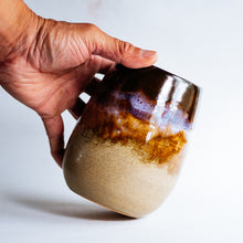 Load image into Gallery viewer, Temoku vase no.1