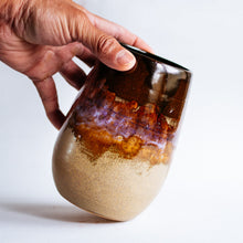 Load image into Gallery viewer, Temoku vase no.2