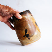 Load image into Gallery viewer, Shino oribe vase no.2