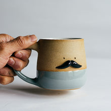Load image into Gallery viewer, Mr Mo cup - Grey no.1