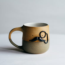 Load image into Gallery viewer, Mr Mo-nocle cup - Matte Latte no.2