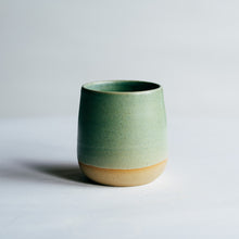 Load image into Gallery viewer, Tumbler cup - matte jade green