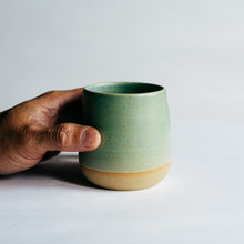 Load image into Gallery viewer, Tumbler cup - matte jade green