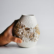 Load image into Gallery viewer, EUFLORIA vase no.2